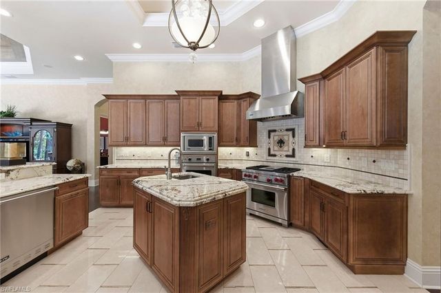 4415 Club Estates DR, Naples, FL 34112