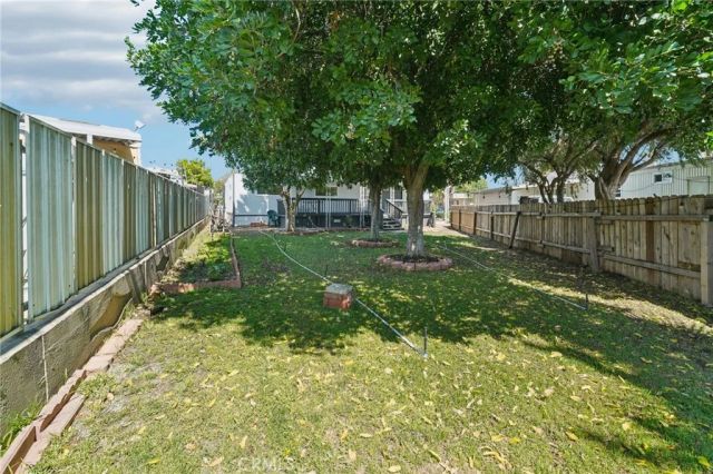 2755 arrow highway 55 55, La Verne, CA 91750