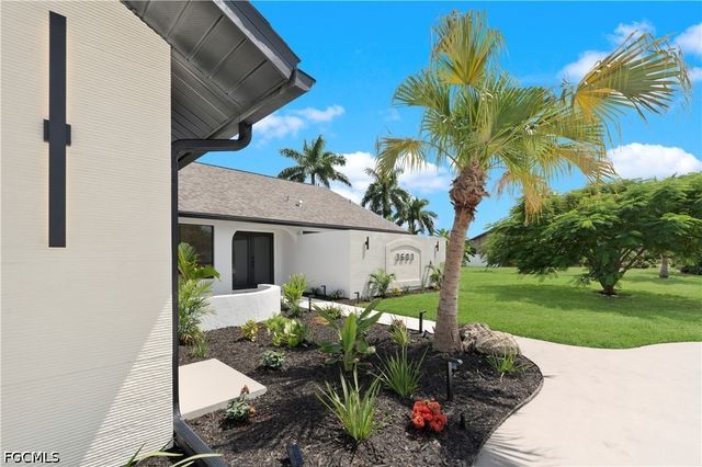 3603 SW 5th PL, Cape Coral, FL 33914