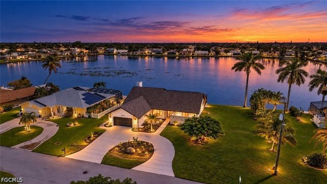 3603 SW 5th PL, Cape Coral, FL 33914