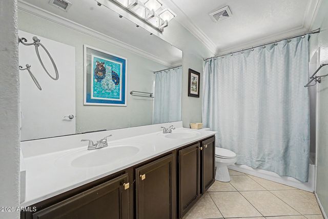 1172 N WOODSIDE Court, Chandler, AZ 85224