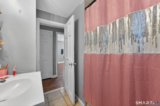 6 Greenfield Drive, New Britain, CT 06051