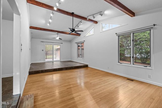 10 Sunrise Place, Durham, NC 27705