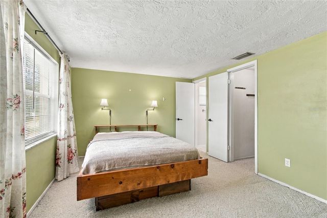 1110 E BOYER STREET, Tarpon Springs, FL 34689