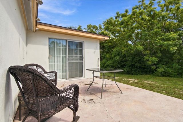 1110 E BOYER STREET, Tarpon Springs, FL 34689