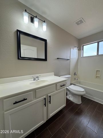 5545 W JONES Avenue, Phoenix, AZ 85043