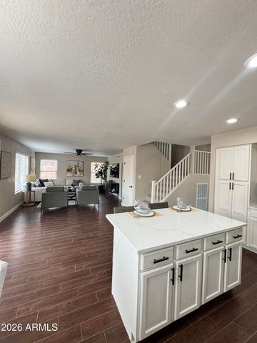 5545 W JONES Avenue, Phoenix, AZ 85043