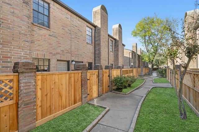 9800 Pagewood Lane 3103, Houston, TX 77042