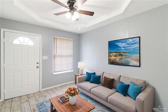 422 Bahia Street, Mission, TX 78572