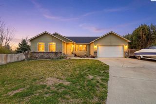 5000 Milky Way, West Richland, WA 99353