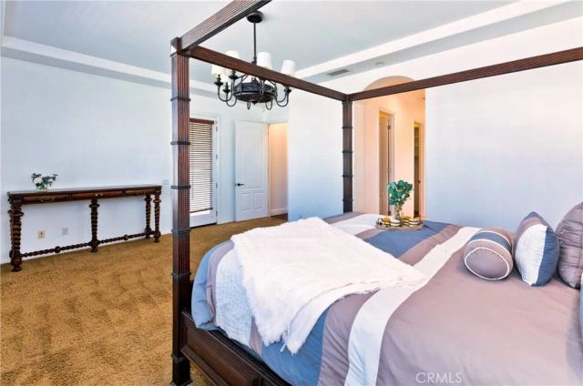 134 Tesori Drive, Palm Desert, CA 92211