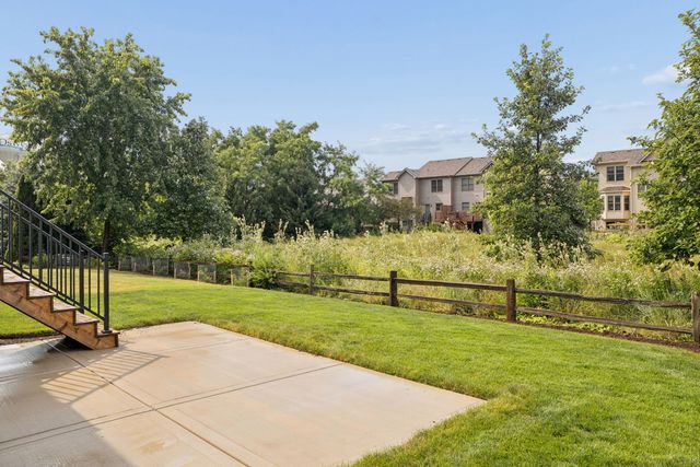 513 Sudbury Circle, Oswego, IL 60543