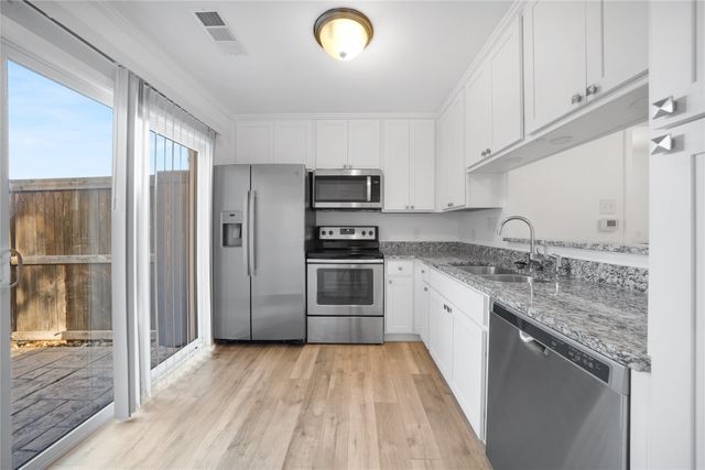 5626 Preston Oaks Road 16D, Dallas, TX 75254