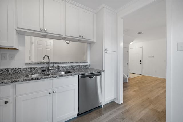 5626 Preston Oaks Road 16D, Dallas, TX 75254