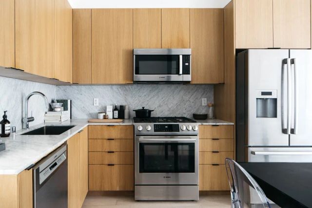 2121 Scott Avenue, Los Angeles, CA 90026