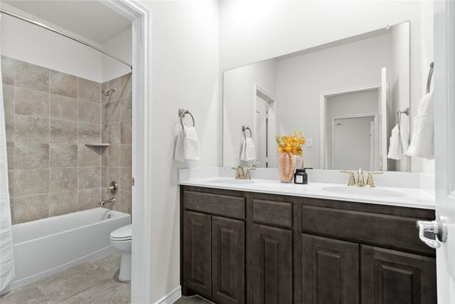 3100 Rademaker Drive, Heath, TX 75126