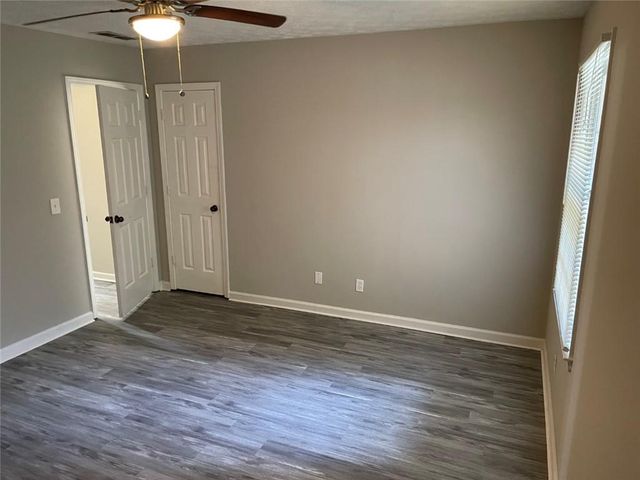 2613 Shore Wood NE Court, Conyers, GA 30013