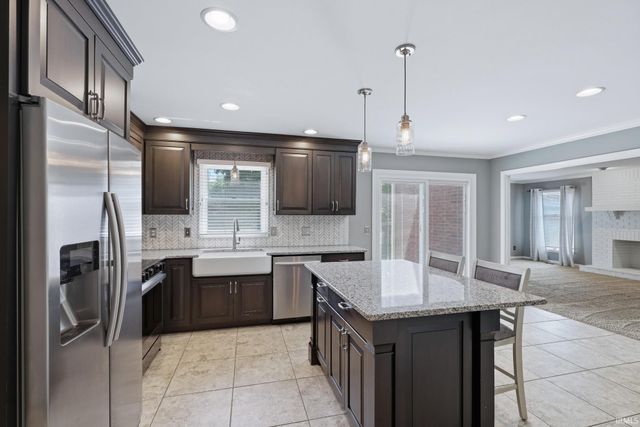 126 Lant Lane, Evansville, IN 47715