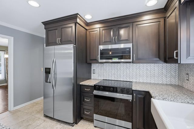 126 Lant Lane, Evansville, IN 47715