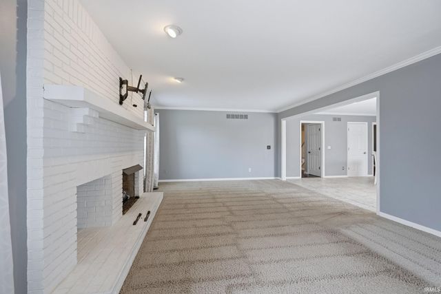 126 Lant Lane, Evansville, IN 47715