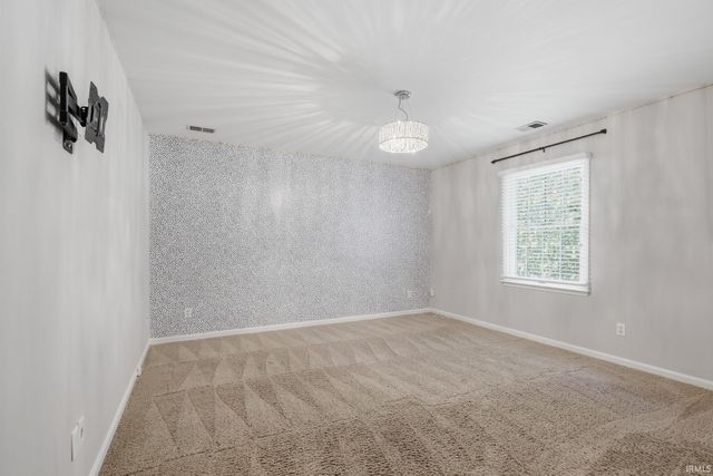 126 Lant Lane, Evansville, IN 47715