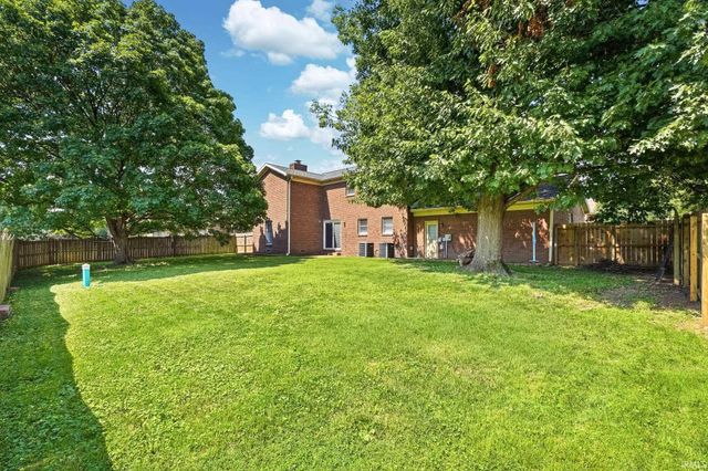 126 Lant Lane, Evansville, IN 47715