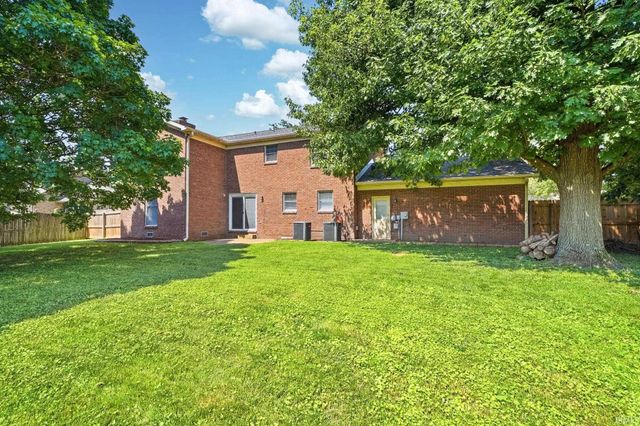 126 Lant Lane, Evansville, IN 47715