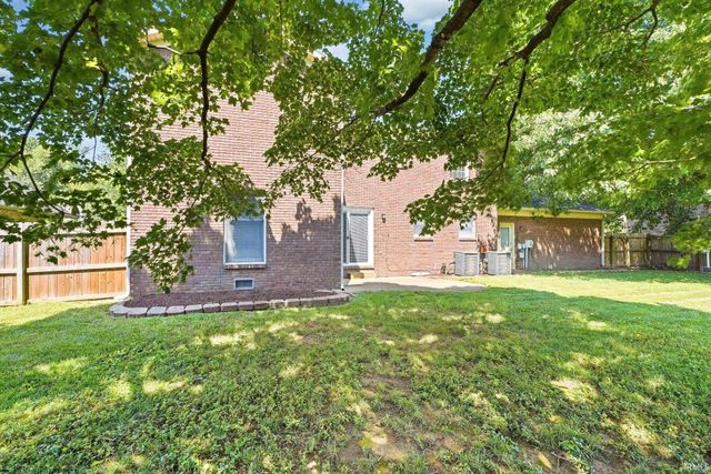 126 Lant Lane, Evansville, IN 47715