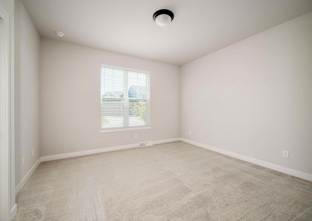 616 Clear Pond Way, Verona, WI 53593