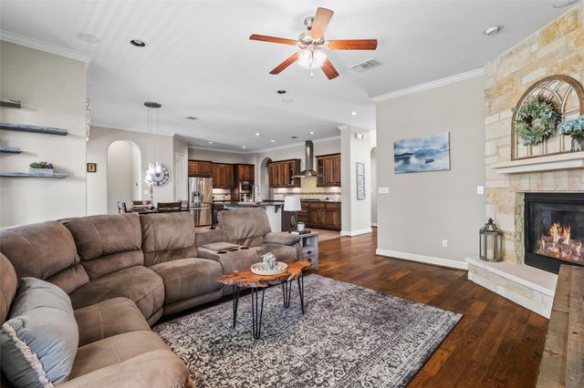 151 Swallowtail DR, Austin, TX 78737