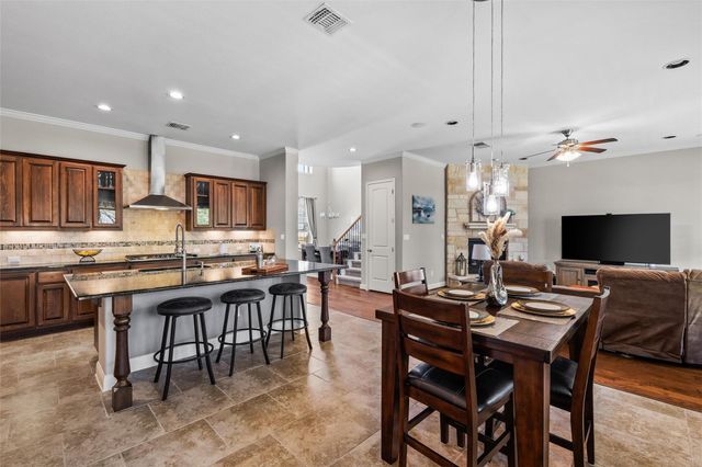 151 Swallowtail DR, Austin, TX 78737