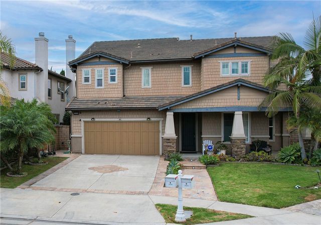 2850 N Stone Pine, Santa Ana, CA 92706
