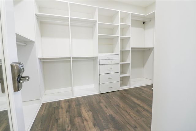 2850 N Stone Pine, Santa Ana, CA 92706