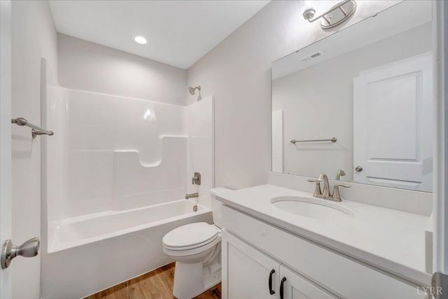 15 Snowfield Circle, Lynchburg, VA 24503