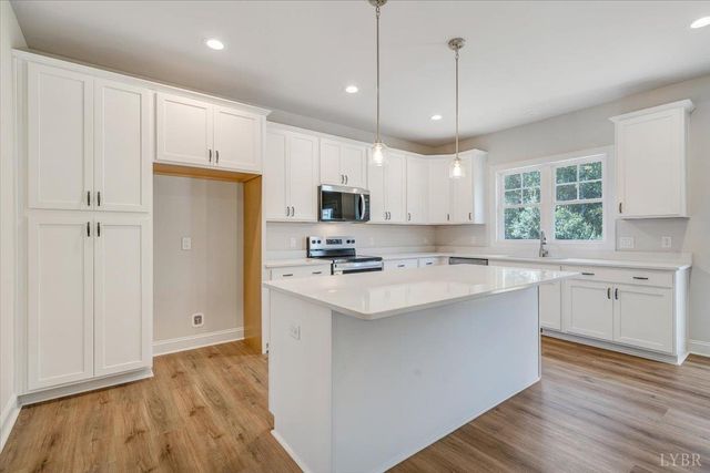 15 Snowfield Circle, Lynchburg, VA 24503