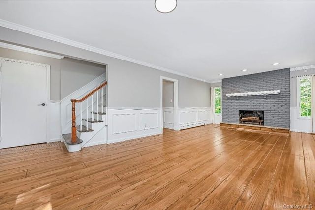 9 Half Moon Pond Road, Ridge, NY 11961