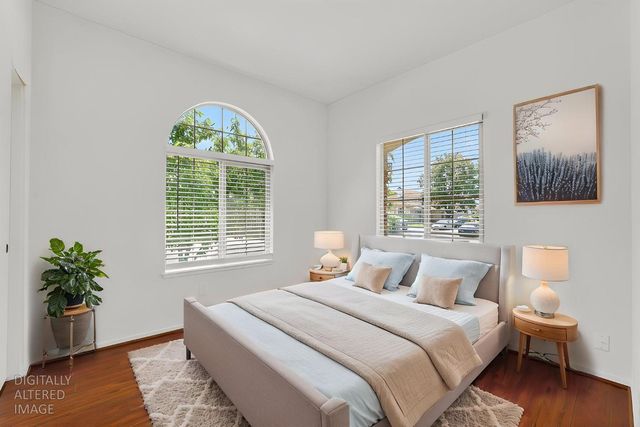 6 Cortney Ct, Sacramento, CA 95832
