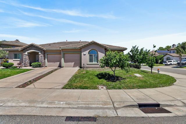 6 Cortney Ct, Sacramento, CA 95832