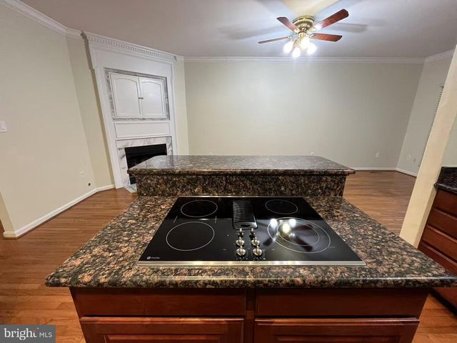 4102 KENTMERE SQ, Fairfax, VA 22030