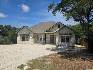 563 IRENE DR, Canyon Lake, TX 78133