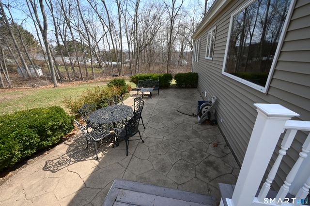 46 McMahon Lane, North Branford, CT 06471