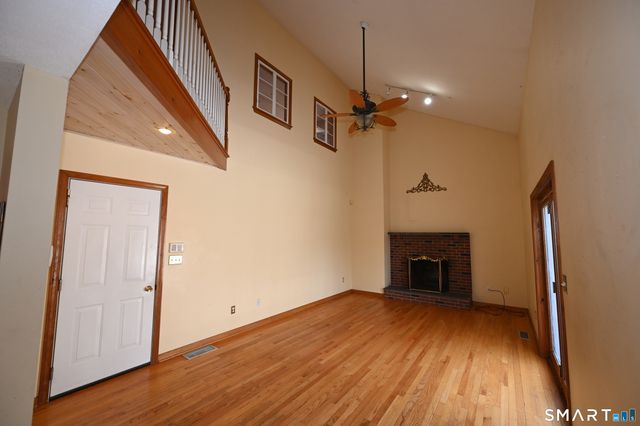 46 McMahon Lane, North Branford, CT 06471