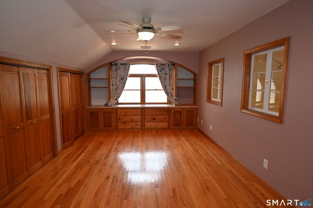 46 McMahon Lane, North Branford, CT 06471