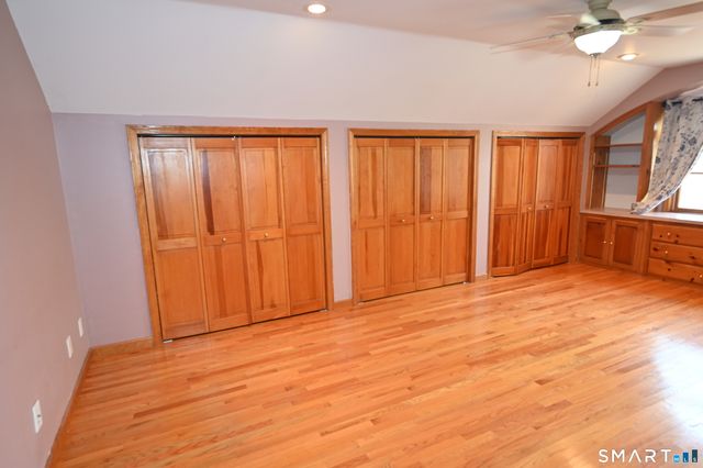 46 McMahon Lane, North Branford, CT 06471