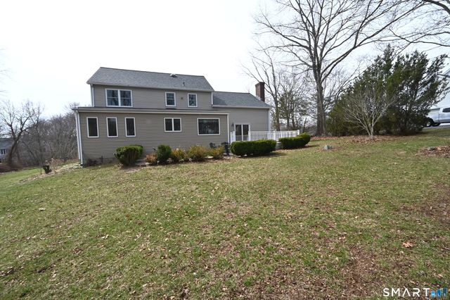 46 McMahon Lane, North Branford, CT 06471