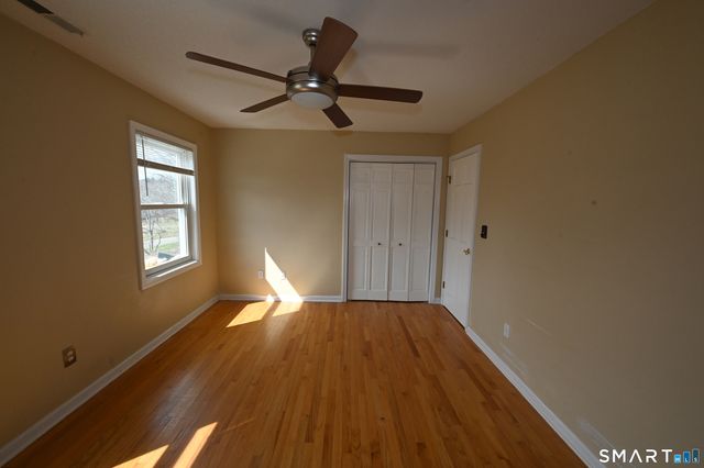 46 McMahon Lane, North Branford, CT 06471