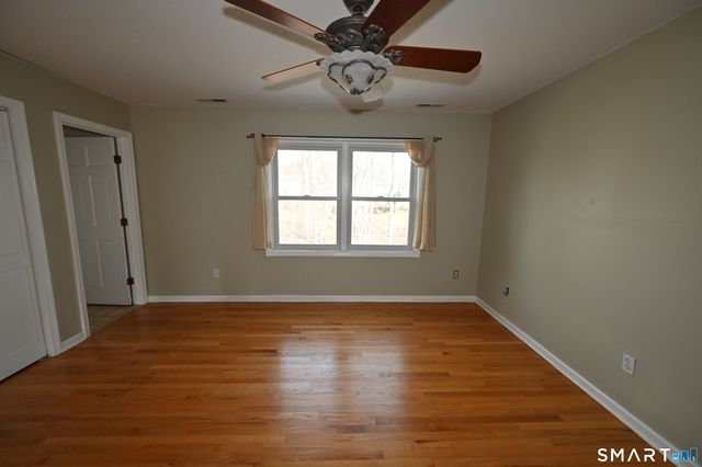 46 McMahon Lane, North Branford, CT 06471