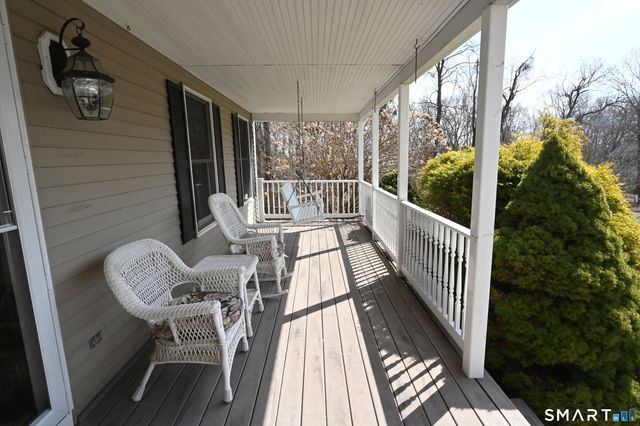 46 McMahon Lane, North Branford, CT 06471