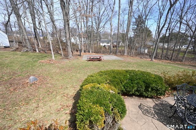 46 McMahon Lane, North Branford, CT 06471