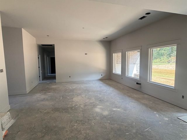 1136 Duke Drive, Bauxite, AR 72011